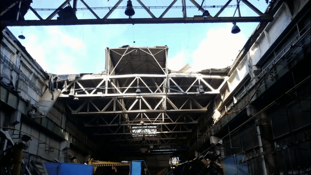 vlcsnap-2025-05-27-23h44m48s102